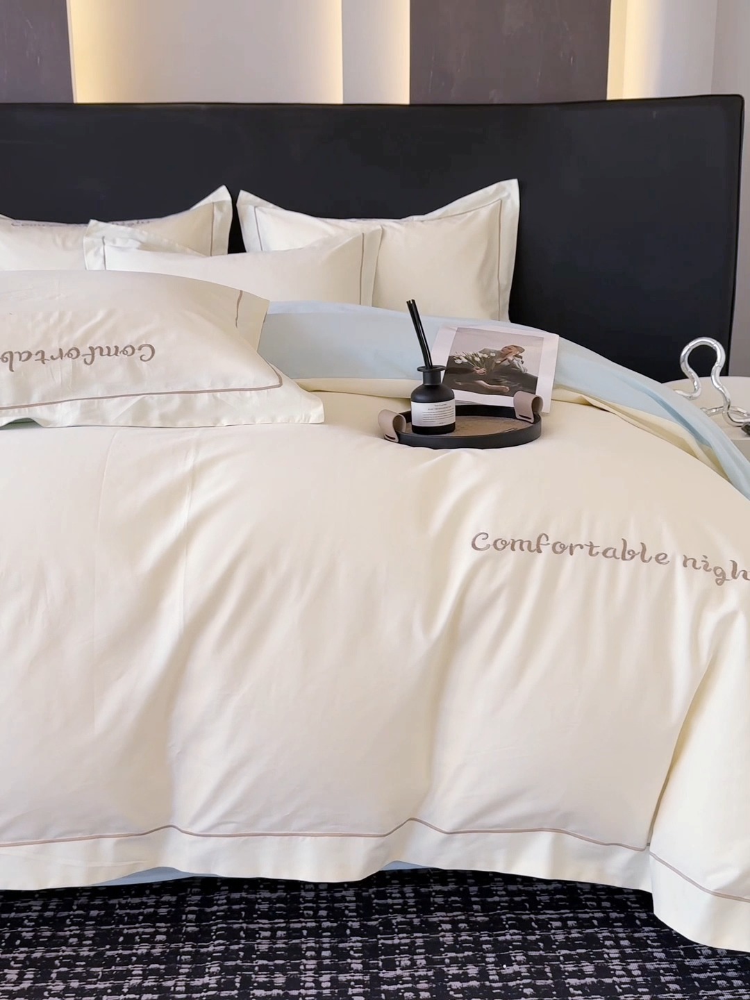 91家纺网 家纺一手货源 找家纺 （总）2025新款全棉长绒棉双拼四件套刺绣轻奢床上用品-简约