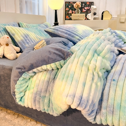 91家纺网 家纺一手货源 找家纺 （总）2025年新款 高克重 短毛绒兔毛绒牛奶绒四件套-8斤 晕彩系列