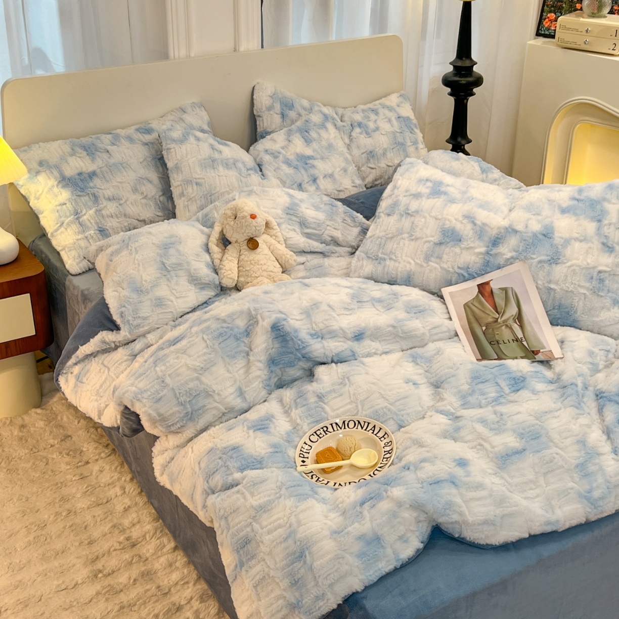 91家纺网 家纺一手货源 找家纺 （总）2025年新款 高克重 兔毛绒 牛奶绒四件套 直播首选-菱格系列