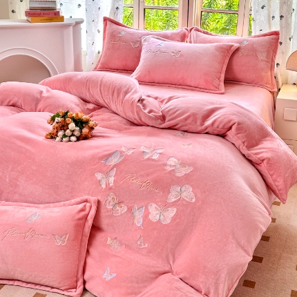 （总）【苏东来】2025轻奢高端230g加厚纯色甜美公主风花卉牛奶绒刺绣花四件套清新婴儿绒法莱绒兔绒雕花绒四件套