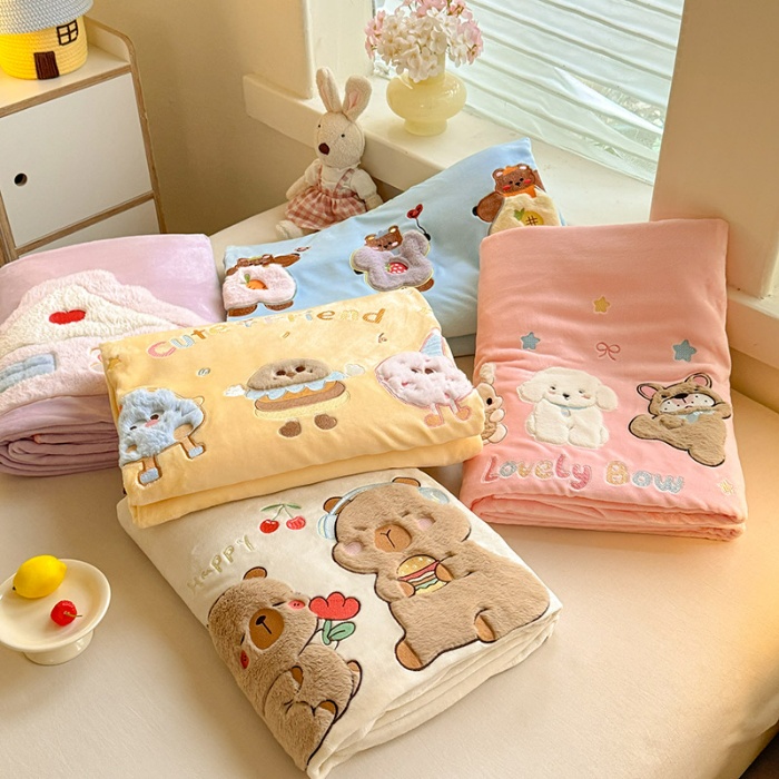 91家纺网 家纺一手货源 找家纺 （总）（总）漫布云家纺2025新款230g全消光大版卡通牛奶绒兔毛贴布绣花床盖四件套可爱卡通男孩女孩法莱绒被套床盖四件套