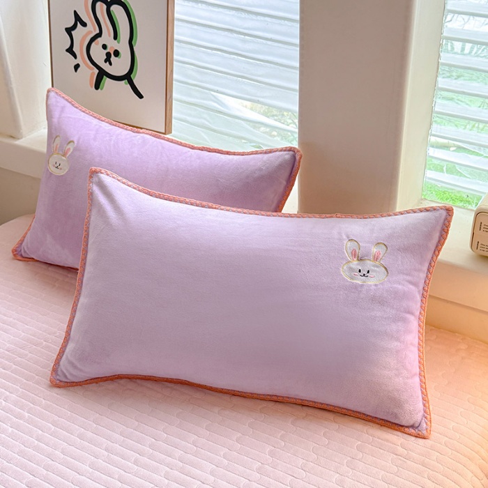 91家纺网 家纺一手货源 找家纺 （总）漫布云家纺2025新款230g全消光大版卡通牛奶绒兔毛贴布绣花床盖四件套可爱卡通男孩女孩法莱绒被套床盖四件套 童趣 