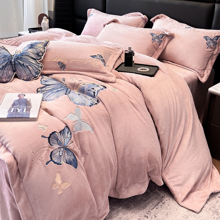 91家纺网 家纺一手货源 找家纺 （总）手提包九斤重超厚绵密有肌氧绒刺绣四件套秋冬加厚保暖牛奶绒宝宝绒床上用品