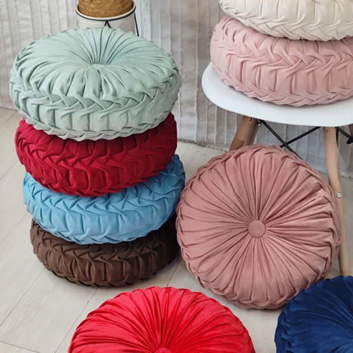 91家纺网 家纺一手货源 找家纺 （总）李帅家居 2025新款车轮抱枕轮胎褶皱抱枕椅垫靠垫创意毛绒南瓜垫子