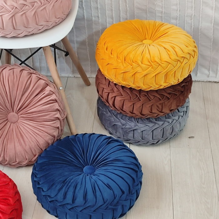 91家纺网 家纺一手货源 找家纺 （总）李帅家居 2025新款车轮抱枕轮胎褶皱抱枕椅垫靠垫创意毛绒南瓜垫子