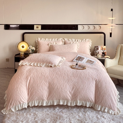 91家纺网 家纺一手货源 找家纺 （总）焱博家纺 2025新款韩版牛奶绒四件套（风格一）