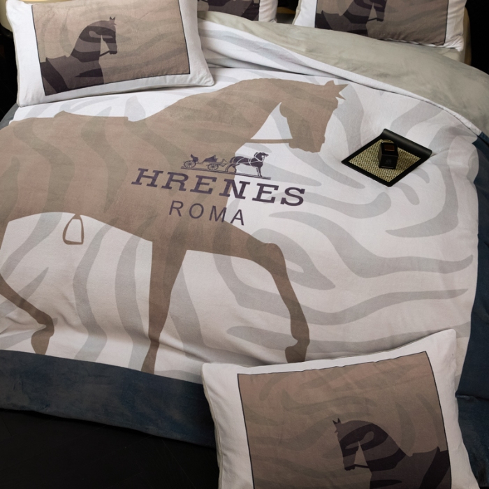 91家纺网 家纺一手货源 找家纺 （总） 2025 专版花型 高克重A类全消光数码印花牛奶绒四件套9斤多-奥弗恩直播首选