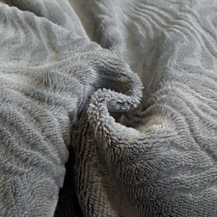 91家纺网 家纺一手货源 找家纺 （总） 专版花型   2025年新款高克重9.2斤全消光A类烂花牛奶绒四件套-雨纱暮歌直播首选