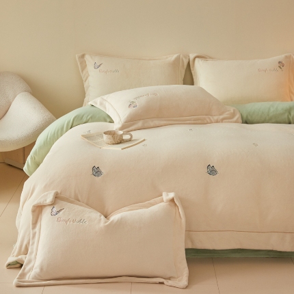 91家纺网 家纺一手货源 找家纺 （总）2025年新款  9.2斤240克全消光A类满屏刺绣牛奶绒四件套-悦动