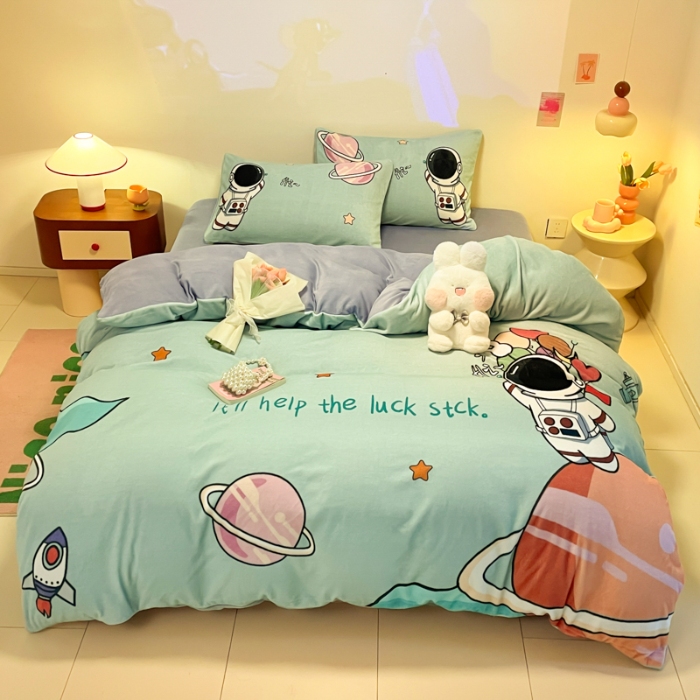 91家纺网 家纺一手货源 找家纺 （总）2025年新款 专版花型 高克重全消光A类儿童牛奶绒四件套-太空行