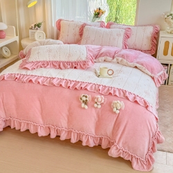 91家纺网 家纺一手货源 找家纺 （总）【苏东来】2025高端加厚法式工艺款韩版盘花边纯色甜美公主赫本风拼接雕花兔毛绒牛奶绒四件套婴儿绒,甜心公主粉,甜心公主绿,甜心公主灰,小美满天蓝,小美满粉,小美满卡其