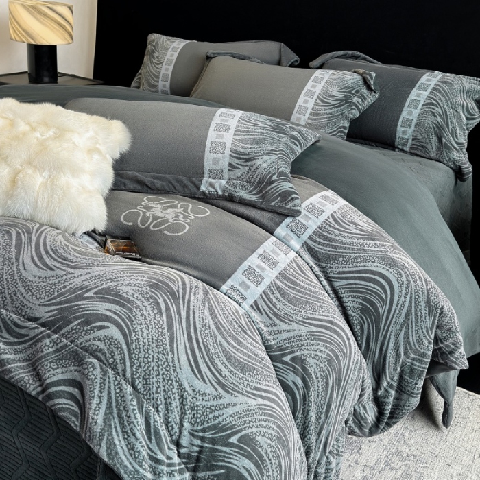 91家纺网 家纺一手货源 找家纺 （总）控价 2025新款 专版花型 直播爆款  240克9.2斤全消光A类数码印花牛奶绒四件套床盖款-贝斯