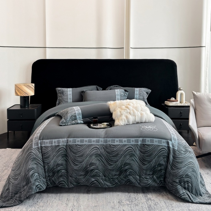 91家纺网 家纺一手货源 找家纺 （总）控价 2025新款 专版花型 直播爆款  240克9.2斤全消光A类数码印花牛奶绒四件套床盖款-贝斯