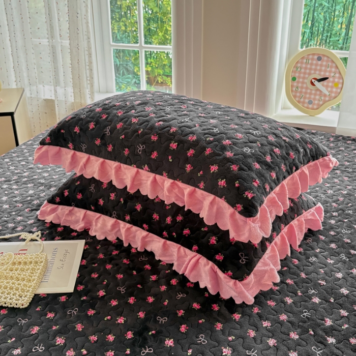 91家纺网 家纺一手货源 找家纺 2025新款牛奶绒床盖四件套床上绒四件套 星梦