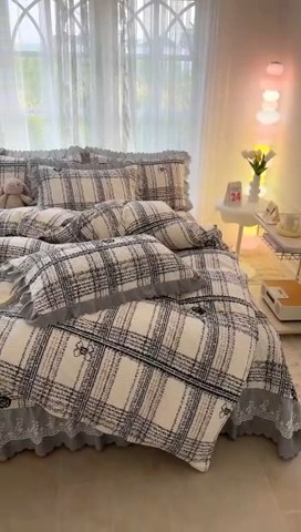 91家纺网 家纺一手货源 找家纺 2025新款牛奶绒床盖四件套床上绒四件套 山茶花