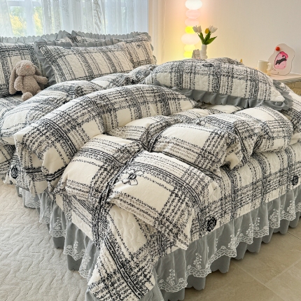 2025新款牛奶绒床盖四件套床上绒四件套 山茶花