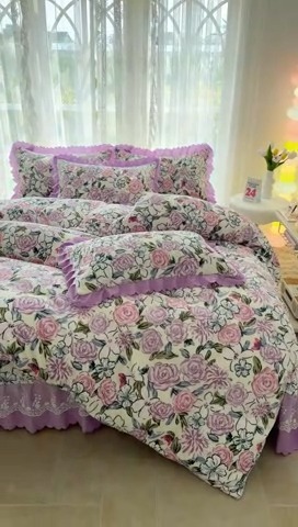 91家纺网 家纺一手货源 找家纺 2025新款牛奶绒床盖四件套床上绒四件套 玫瑰花园