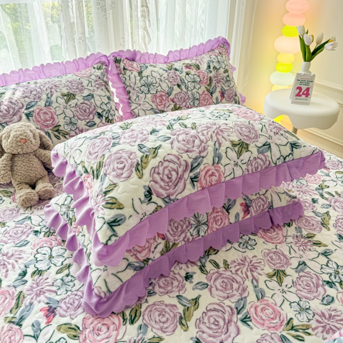 91家纺网 家纺一手货源 找家纺 2025新款牛奶绒床盖四件套床上绒四件套 玫瑰花园