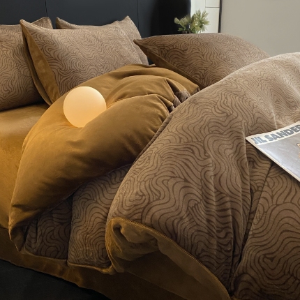 （总）经年 2025新款 专版花型 牛奶绒四件套  - 诗野