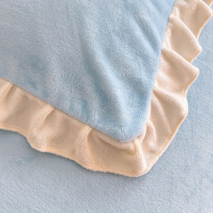 91家纺网 家纺一手货源 找家纺 苏米娜家纺2025新款230g全消光大版卡通牛奶绒兔毛贴布绣花四件套可爱卡通男孩女孩法莱绒被套三件套 可爱兔-婴儿蓝 