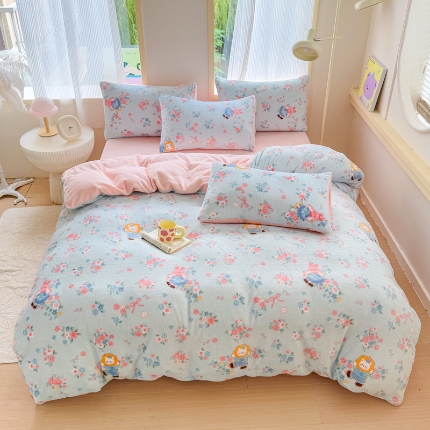 91家纺网 家纺一手货源 找家纺 （总）2025新款高克重小清新牛奶绒印花四件套 