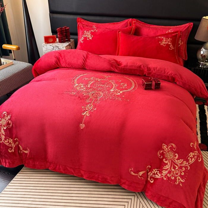 91家纺网 家纺一手货源 找家纺 2026秋冬新款高克重9斤全消光牛奶绒大红结婚婚庆四件套大红色龙凤刺绣婴儿绒绒四件套（含精美手提袋） 爱意浓 