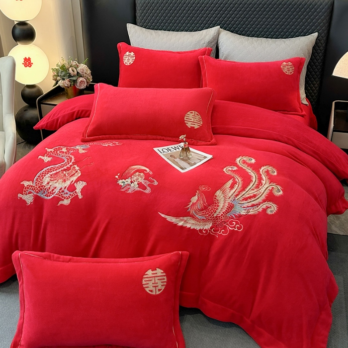 91家纺网 家纺一手货源 找家纺 2025秋冬新款高克重9斤全消光牛奶绒大红结婚婚庆四件套大红色龙凤刺绣婴儿绒绒四件套（含精美手提袋） 龙凤吉祥 