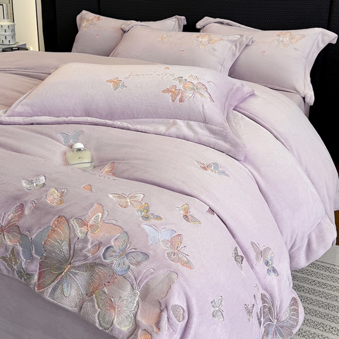 91家纺网 家纺一手货源 找家纺 （总）星蕴家纺 2025新款230克全消光牛奶绒四件套-佰丽