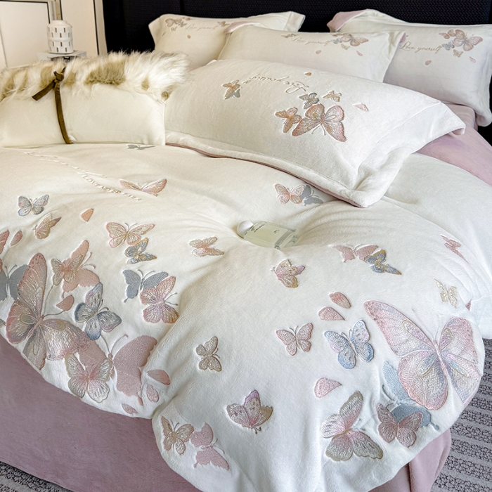 91家纺网 家纺一手货源 找家纺 （总）星蕴家纺 2025新款230克全消光牛奶绒四件套-佰丽