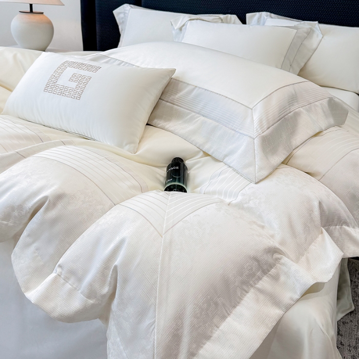 91家纺网 家纺一手货源 找家纺 高档礼盒装彩金色织提花+50*50S贡缎长绒棉纯棉加厚磨毛四件套100%全棉 高级白-玛奇朵-彩金色织提花纯棉磨毛