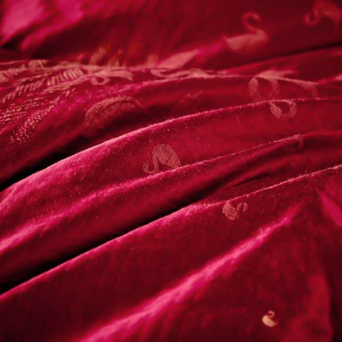 91家纺网 家纺一手货源 找家纺 抗日家纺 专版新品羽绒被壳 高密银丝苏绣提花工艺款羽绒被 千禧之约 中国红