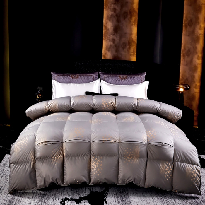 91家纺网 家纺一手货源 找家纺 抗日家纺 专版新品羽绒被壳 高密银丝苏绣提花工艺款羽绒被 千禧之约 灰金