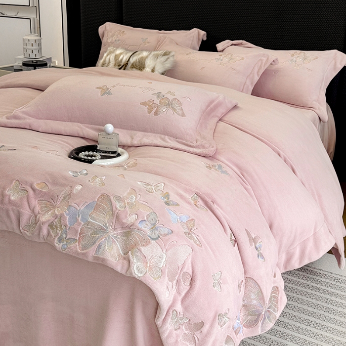 91家纺网 家纺一手货源 找家纺 （总）星蕴家纺 2025新款230克全消光牛奶绒四件套-佰丽