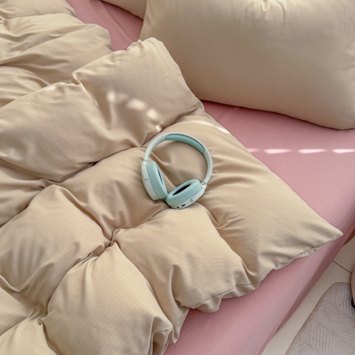 91家纺网 家纺一手货源 找家纺 2026新款苏东来家纺外贸出口跨境韩国提花棉四件套高端超柔手感超好（长期做，十年不换款） T卡其+T粉色