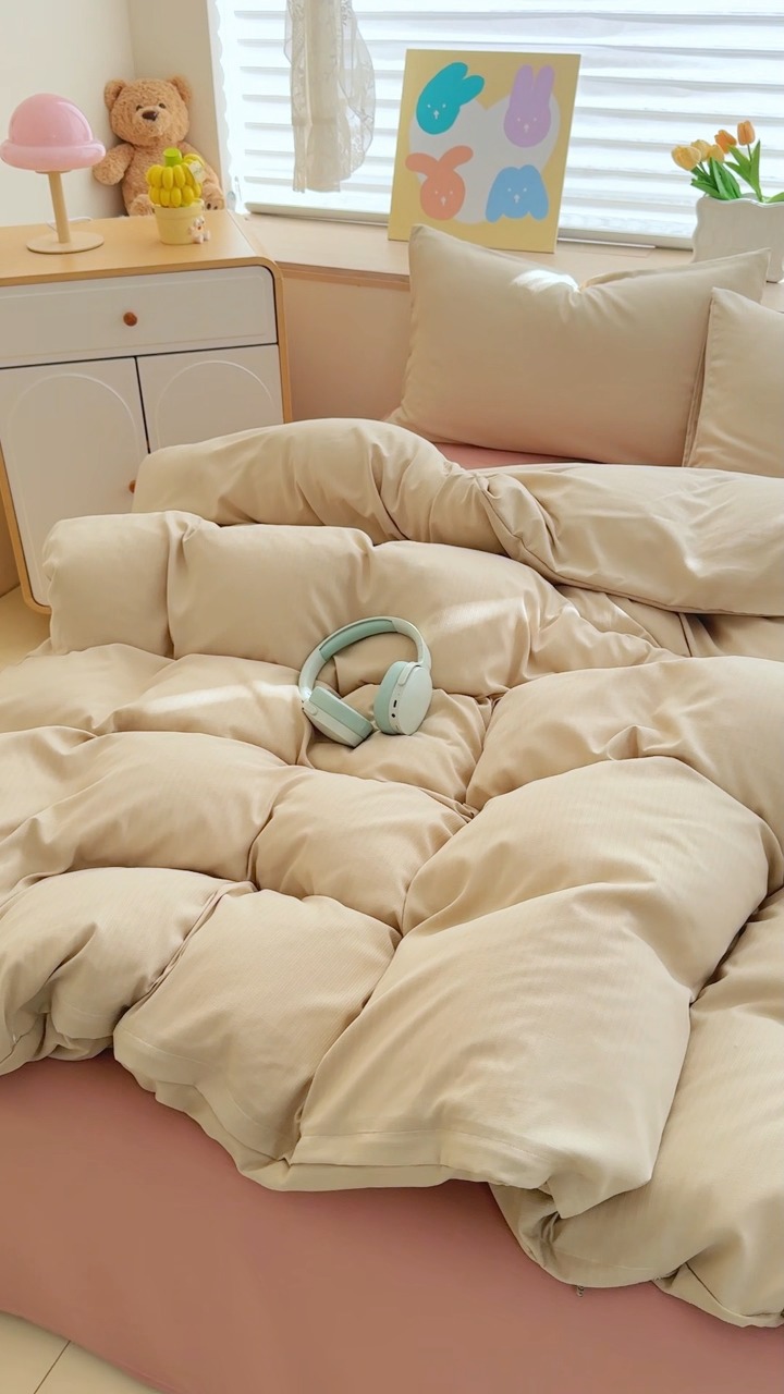 91家纺网 家纺一手货源 找家纺 2026新款苏东来家纺外贸出口跨境韩国提花棉四件套高端超柔手感超好（长期做，十年不换款） T卡其+T粉色