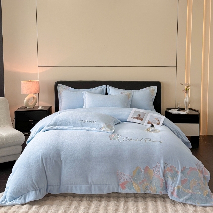 91家纺网 家纺一手货源 找家纺 （总）2025新款牛奶绒刺绣工艺高克重四件套-安娜