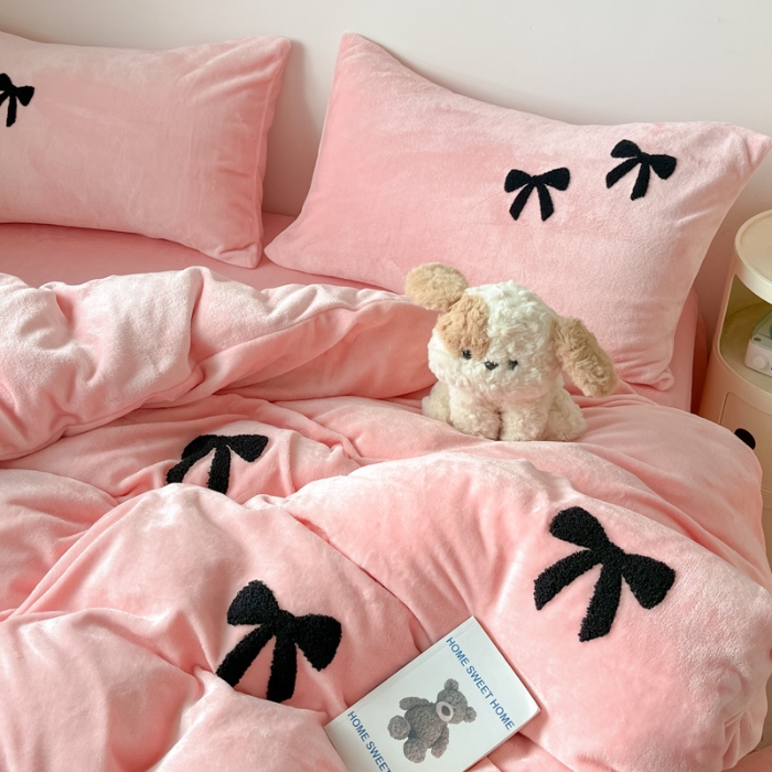 91家纺网 家纺一手货源 找家纺 （总）喜梦缘家纺 2025新款 加厚加密高克重毛巾绣牛奶绒四件套