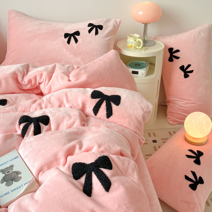 91家纺网 家纺一手货源 找家纺 （总）喜梦缘家纺 2025新款 加厚加密高克重毛巾绣牛奶绒四件套