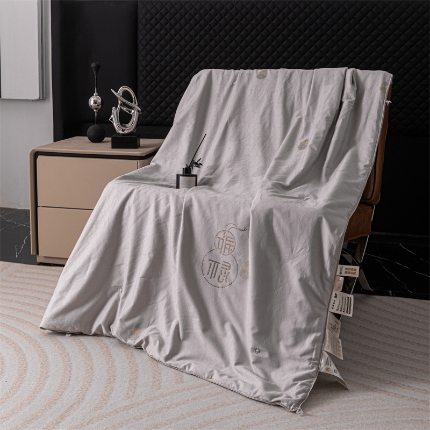 91家纺网 家纺一手货源 找家纺 （总）新国标 100桑蚕丝被子黄金丝春秋被加厚冬被二合一被芯陪嫁喜被 天木兰