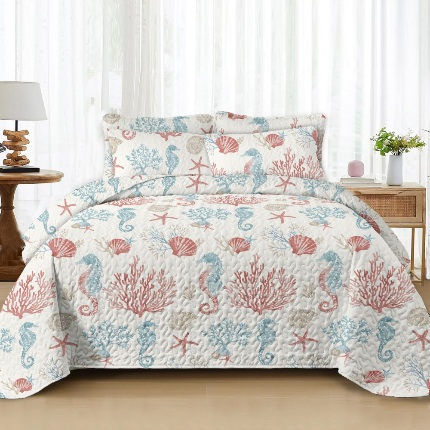 91家纺网 家纺一手货源 找家纺 跨境专供 2025新款四季通用床可水洗夹棉印花绗缝床盖绗缝被