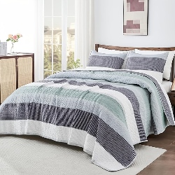 91家纺网 家纺一手货源 找家纺 （总）跨境专供 2025年绗缝被四季通用床可水洗床盖夹棉绗缝床盖,撞色条纹绿,撞色条纹紫