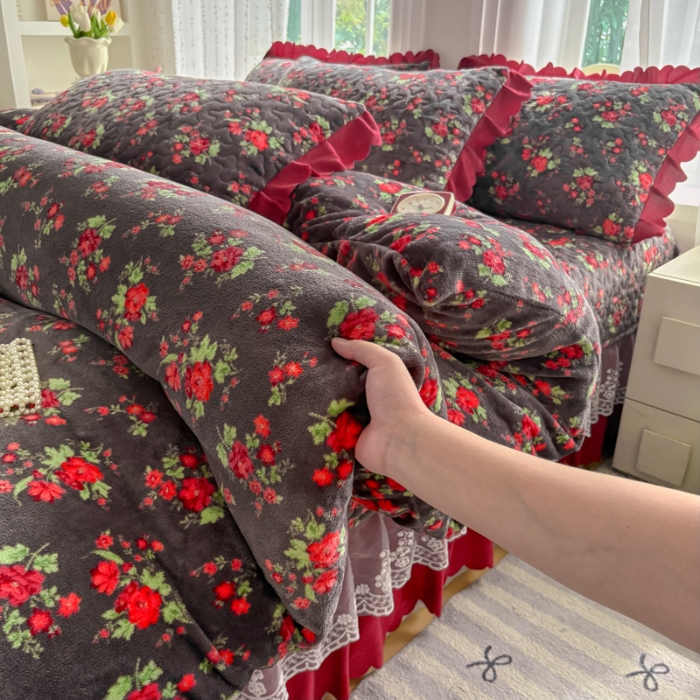 91家纺网 家纺一手货源 找家纺 （总）浩浩家纺 2025新款牛奶绒床盖四件套床上绒四件套