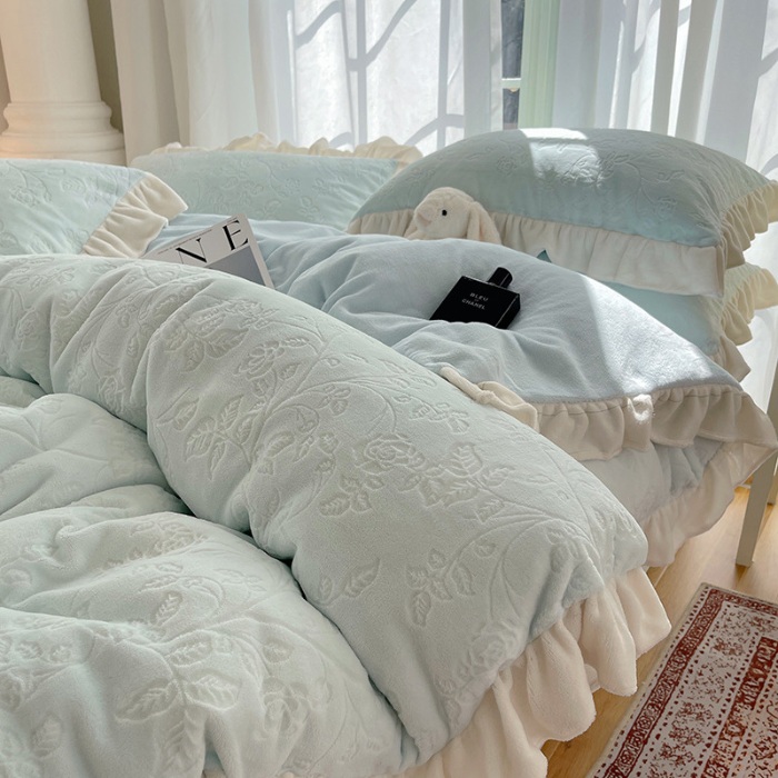 91家纺网 家纺一手货源 找家纺 （总）艾咪-Amy ntmy 花边款加厚雕花牛奶绒四件套