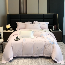 91家纺网 家纺一手货源 找家纺 （总）高档礼盒装超细旦超柔长绒棉磨毛刺绣四件套秋冬加厚100%纯棉全棉床品,绮蝶-木槿紫-A类超细旦长绒棉磨毛,绮蝶-奶茶杏-A类超细旦长绒棉磨毛,绮蝶-淡湖绿-A类超细旦长绒棉磨毛,绮蝶-心动粉-A类超细旦长绒棉磨毛,绮蝶-祖玛蓝-A类超细旦长绒棉磨毛,绮蝶-伊丽莎白-A类超细旦长绒棉磨毛