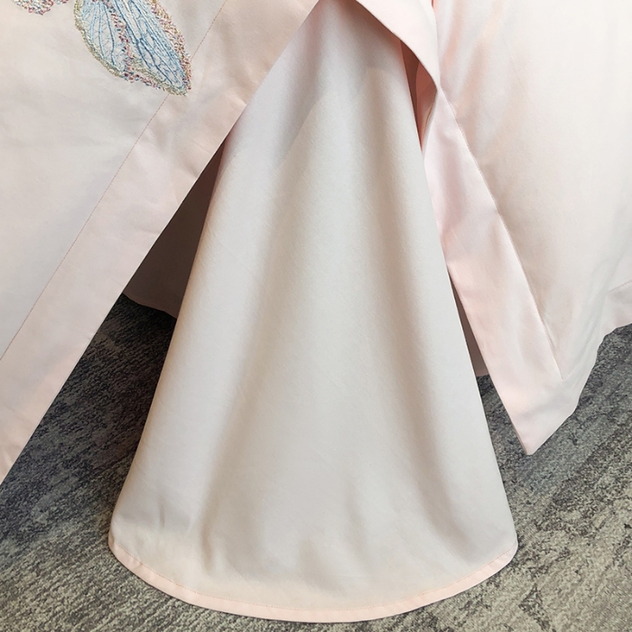 91家纺网 家纺一手货源 找家纺 高档礼盒装超细旦超柔长绒棉磨毛刺绣四件套秋冬加厚100%纯棉全棉床品 绮蝶-心动粉-A类超细旦长绒棉磨毛