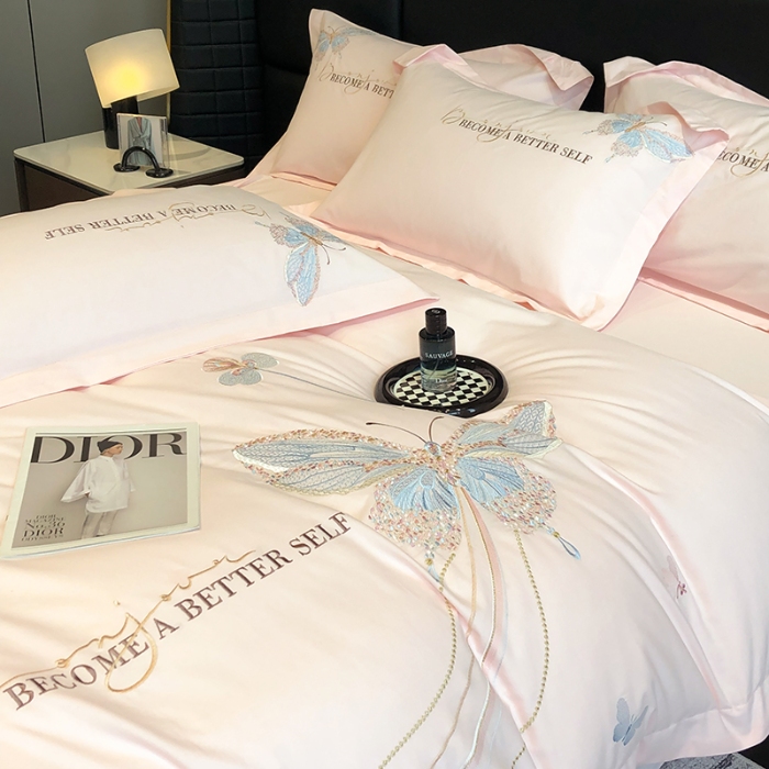 91家纺网 家纺一手货源 找家纺 高档礼盒装超细旦超柔长绒棉磨毛刺绣四件套秋冬加厚100%纯棉全棉床品 绮蝶-心动粉-A类超细旦长绒棉磨毛