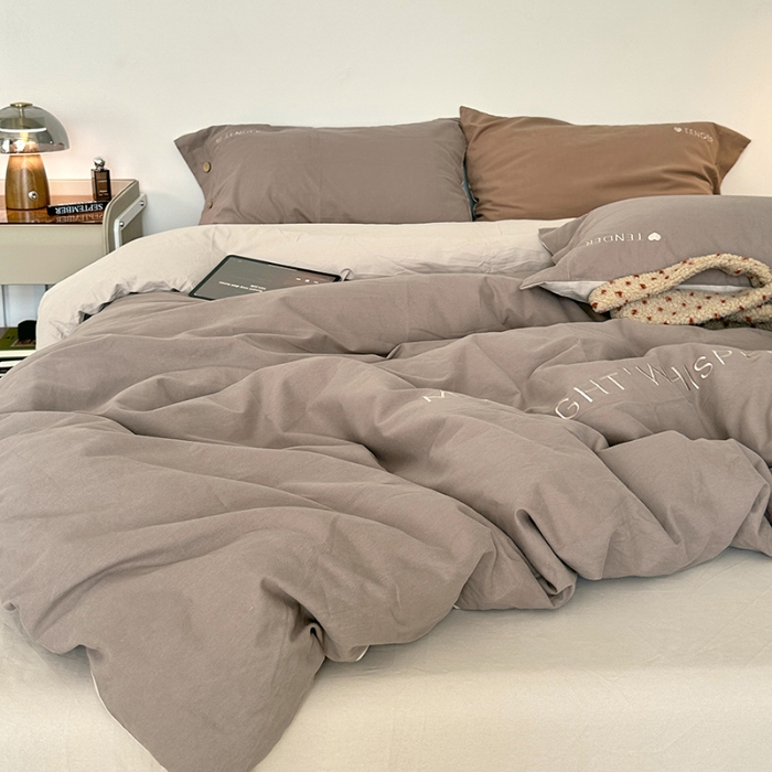 91家纺网 家纺一手货源 找家纺 （总）艾咪-Amy ntmy 2025秋冬纽扣款全棉加厚磨毛刺绣四件套-漫月