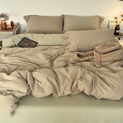 91家纺网 家纺一手货源 找家纺 （总）艾咪-Amy ntmy 2025秋冬纽扣款全棉加厚磨毛刺绣四件套-漫月