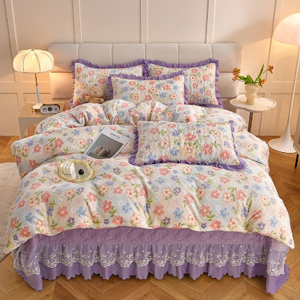 91家纺网 家纺一手货源 找家纺 （总）三友家纺 爆款AB款小清新奶油风牛奶绒印花蕾丝花边床盖床裙四件套 