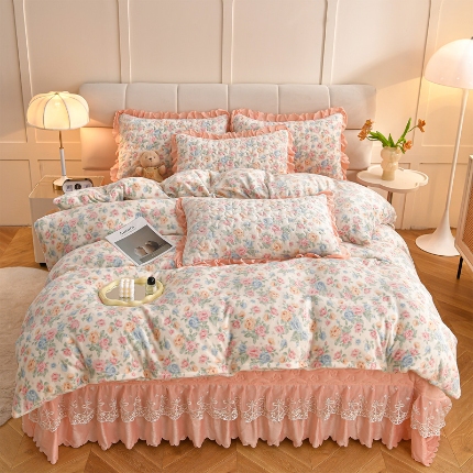 91家纺网 家纺一手货源 找家纺 （总）三友家纺 爆款AB款小清新奶油风牛奶绒印花蕾丝花边床盖床裙四件套 